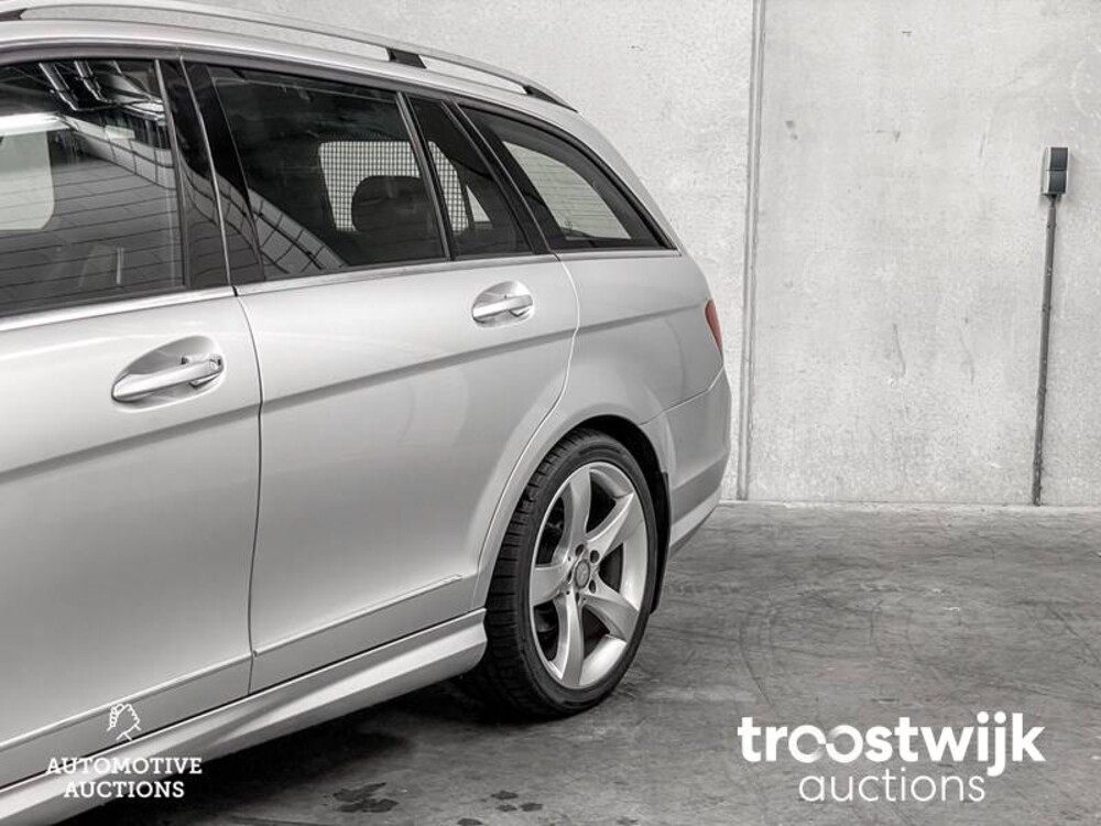 Mercedes-Benz C180 Ambition Avantgarde 156PS 2014 -Orig. NL-, 2-TFP-87