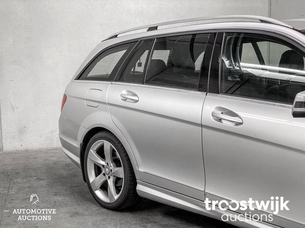 Mercedes-Benz C180 Ambition Avantgarde 156PS 2014 -Orig. NL-, 2-TFP-87