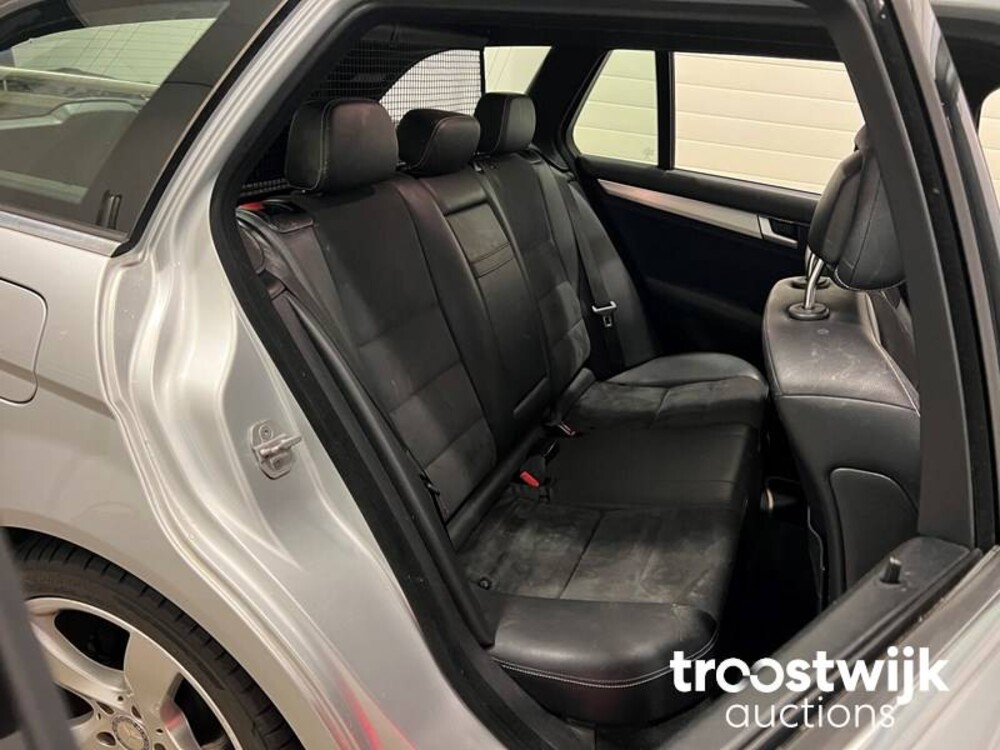 Mercedes-Benz C180 Ambition Avantgarde 156PS 2014 -Orig. NL-, 2-TFP-87