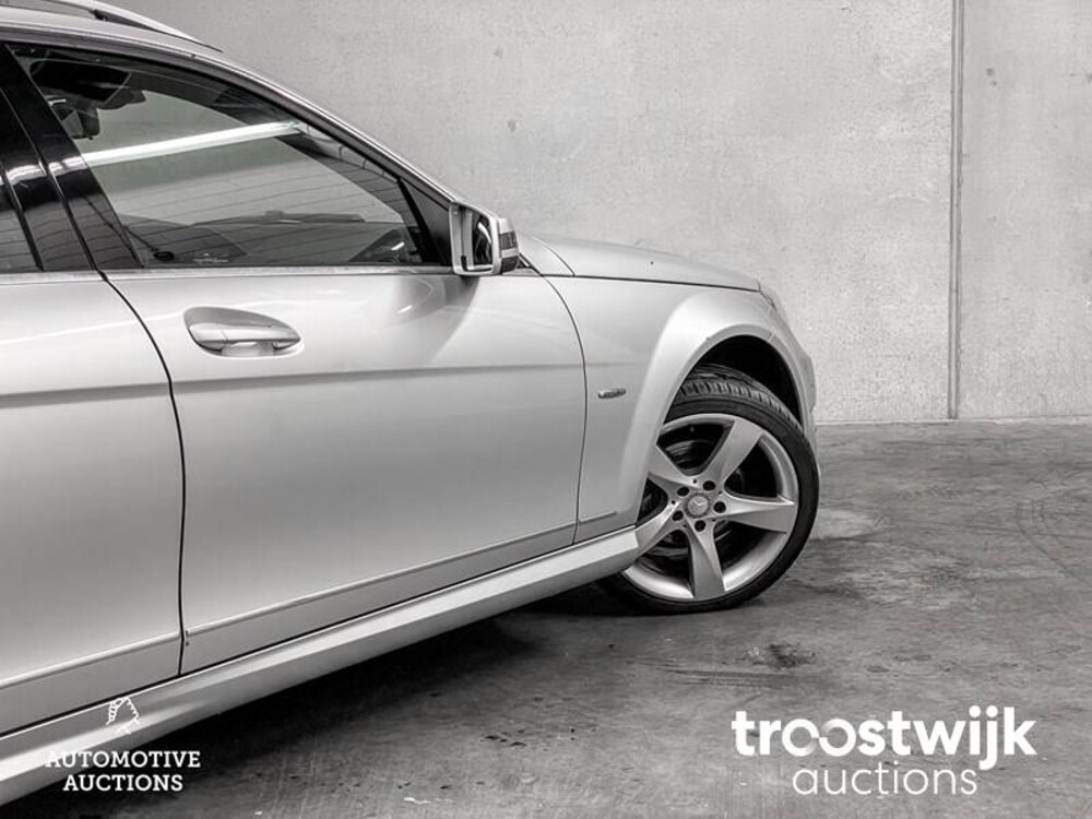 Mercedes-Benz C180 Ambition Avantgarde 156PS 2014 -Orig. NL-, 2-TFP-87