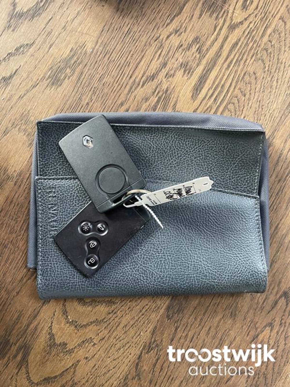 Renault Grand Scenic 1.4 TCe Bose 131pk 2011 -Orig. NL-, 02-RBX-8