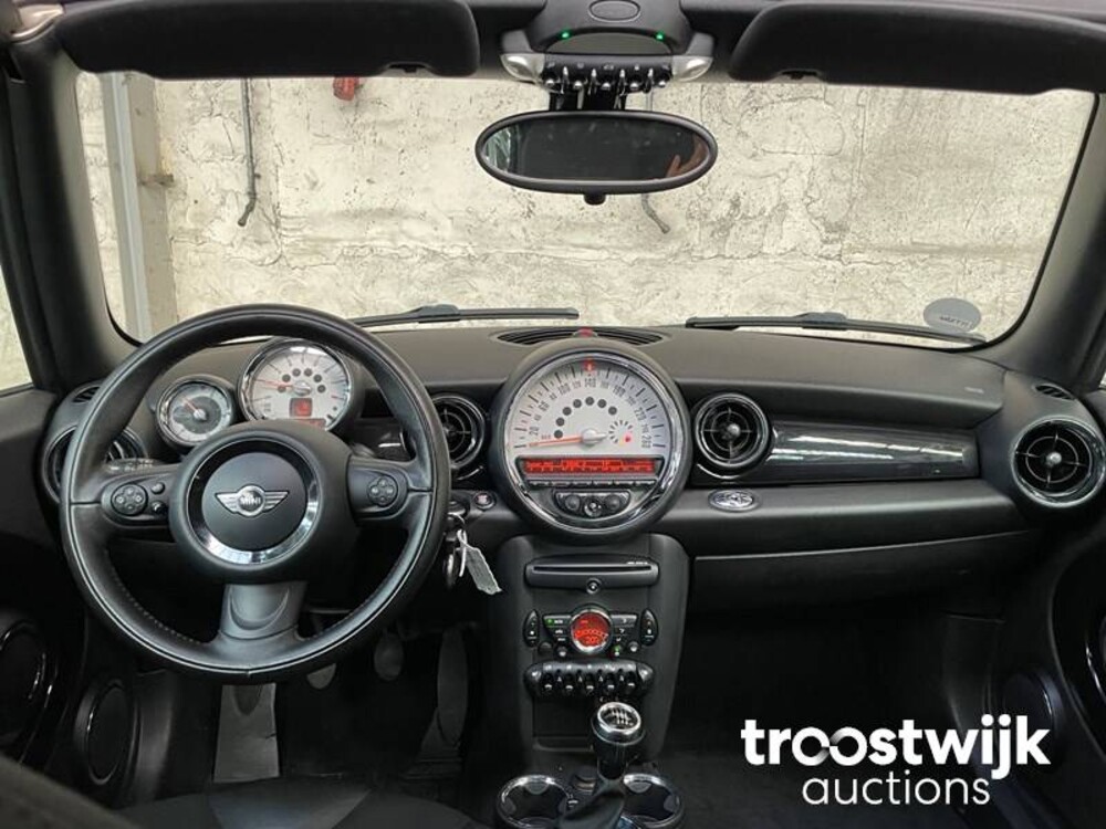 Mini Cooper Chili 1.6 Cabriolet Mini  122pk 2010, T-064-TG