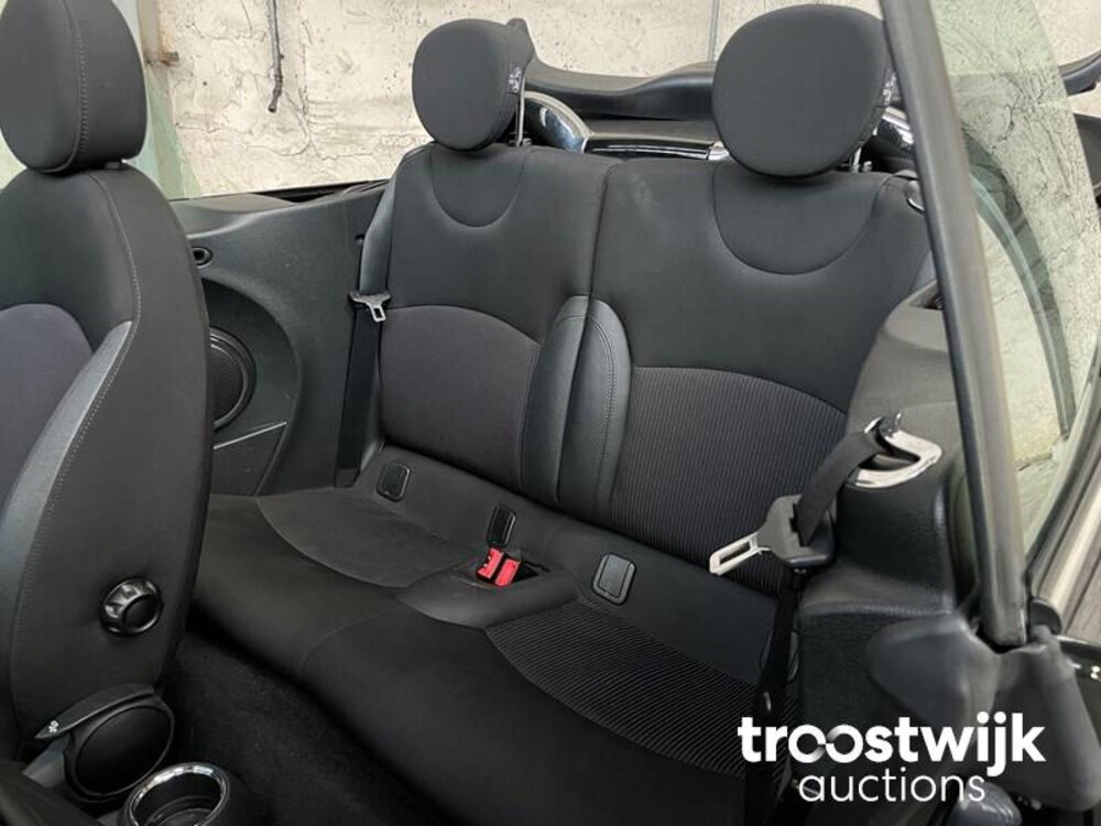 Mini Cooper Chili 1.6 Cabriolet Mini  122pk 2010, T-064-TG