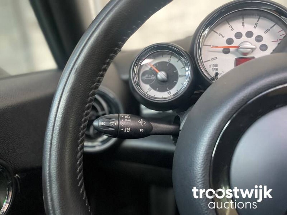 Mini Cooper Chili 1.6 Cabriolet Mini  122pk 2010, T-064-TG