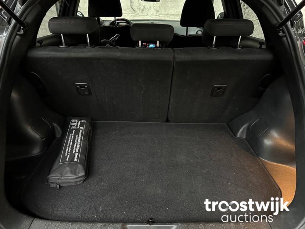 Nissan Juke 1.6 Turbo NISMO All 200hp 2013, J-858-TZ