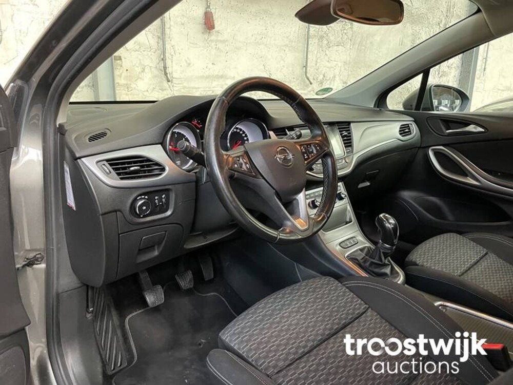 Opel Astra Sports Tourer 1.6 CDTI Business+ 110pk 2018 -Orig. NL-, TD-801-F