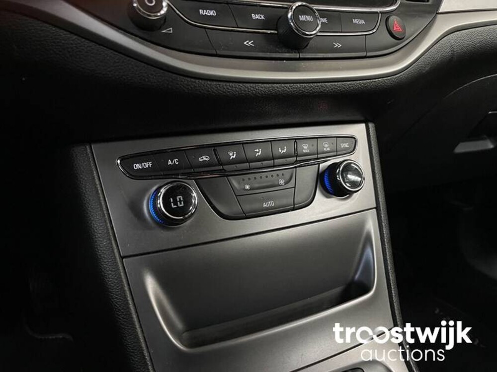 Opel Astra Sports Tourer 1.6 CDTI Business+ 110pk 2018 -Orig. NL-, TD-801-F