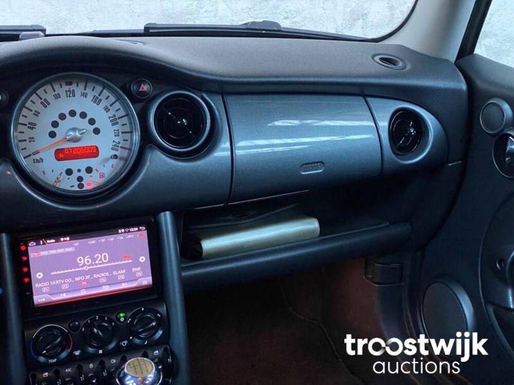 Mini Cooper S 1.6  163pk 2002, 82-JNL-1