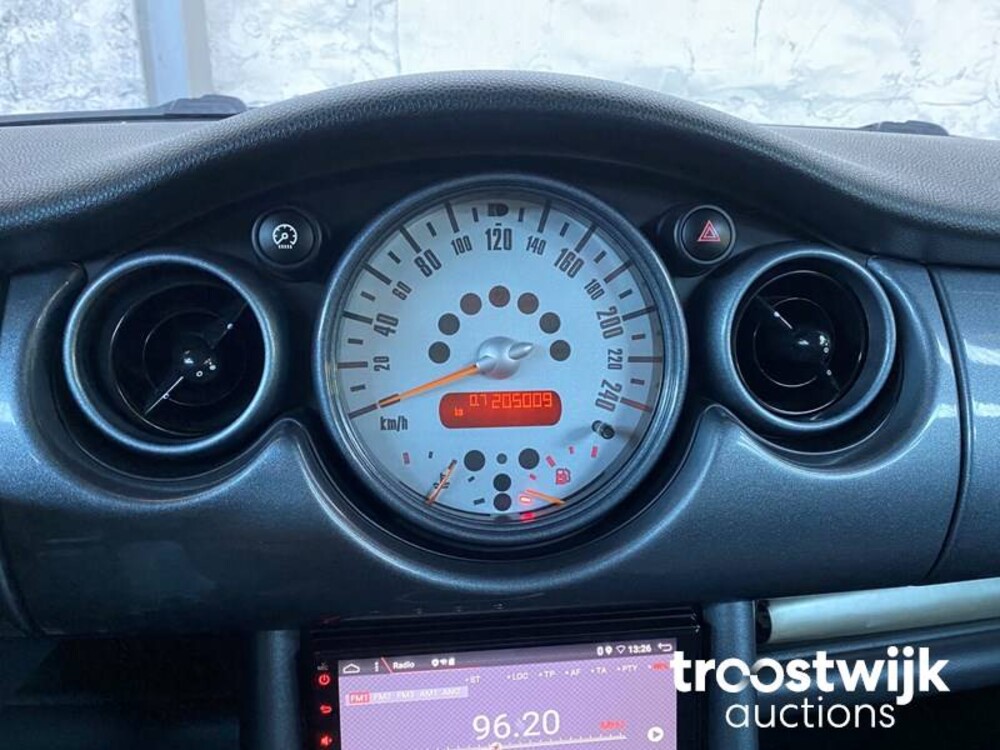 Mini Cooper S 1.6  163pk 2002, 82-JNL-1