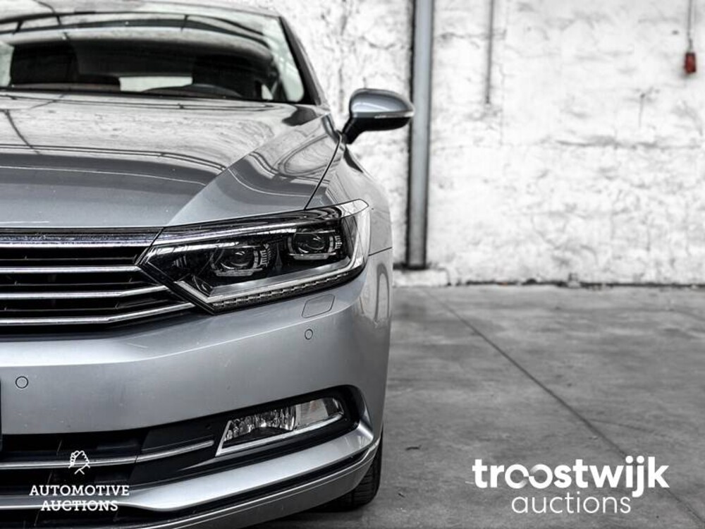 Volkswagen Passat Variant 2.0 TDI 150hp 2019 Orig. NL-, XS-538-K