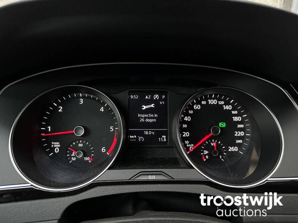 Volkswagen Passat Variant 2.0 TDI 150hp 2019 Orig. NL-, XS-538-K