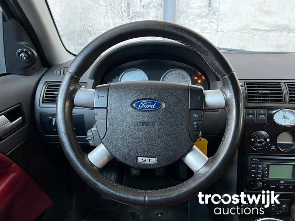 Ford Mondeo Wagon ST220 3.0 V6 226pk 2003, 44-TK-BR