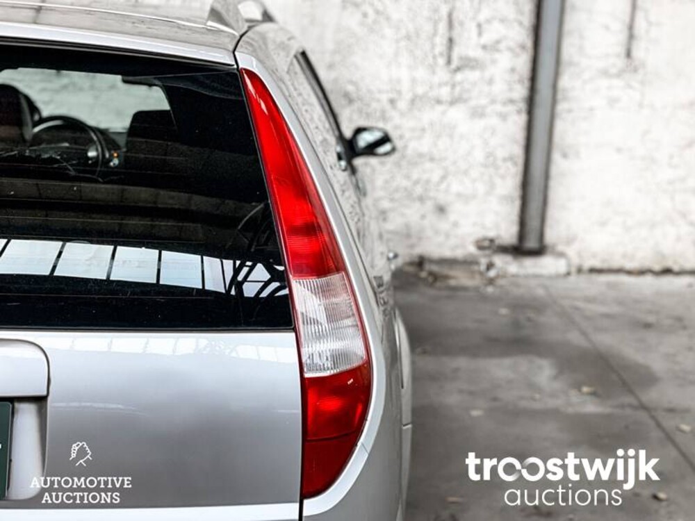 Ford Mondeo Wagon ST220 3.0 V6 226pk 2003, 44-TK-BR