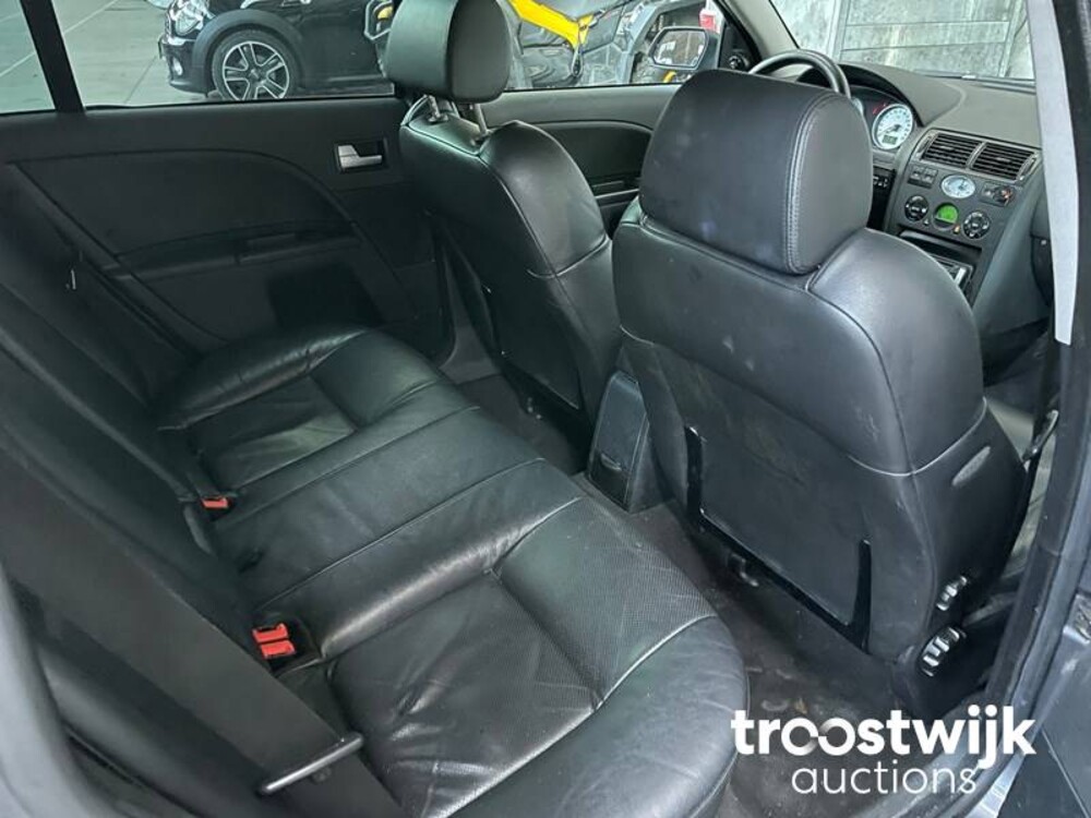 Ford Mondeo Wagon 3.0 V6 ST220 Ford Mondeo 226pk 2003, G-399-NH