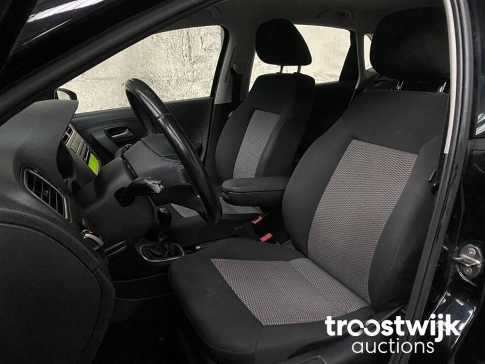 Volkswagen Polo 1.2 TDI BlueMotion Comfortline 75hp 2011 -Orig. NL-, 62-SJL-2