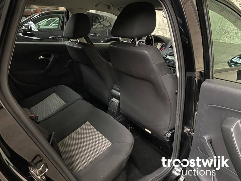 Volkswagen Polo 1.2 TDI BlueMotion Comfortline 75hp 2011 -Orig. NL-, 62-SJL-2