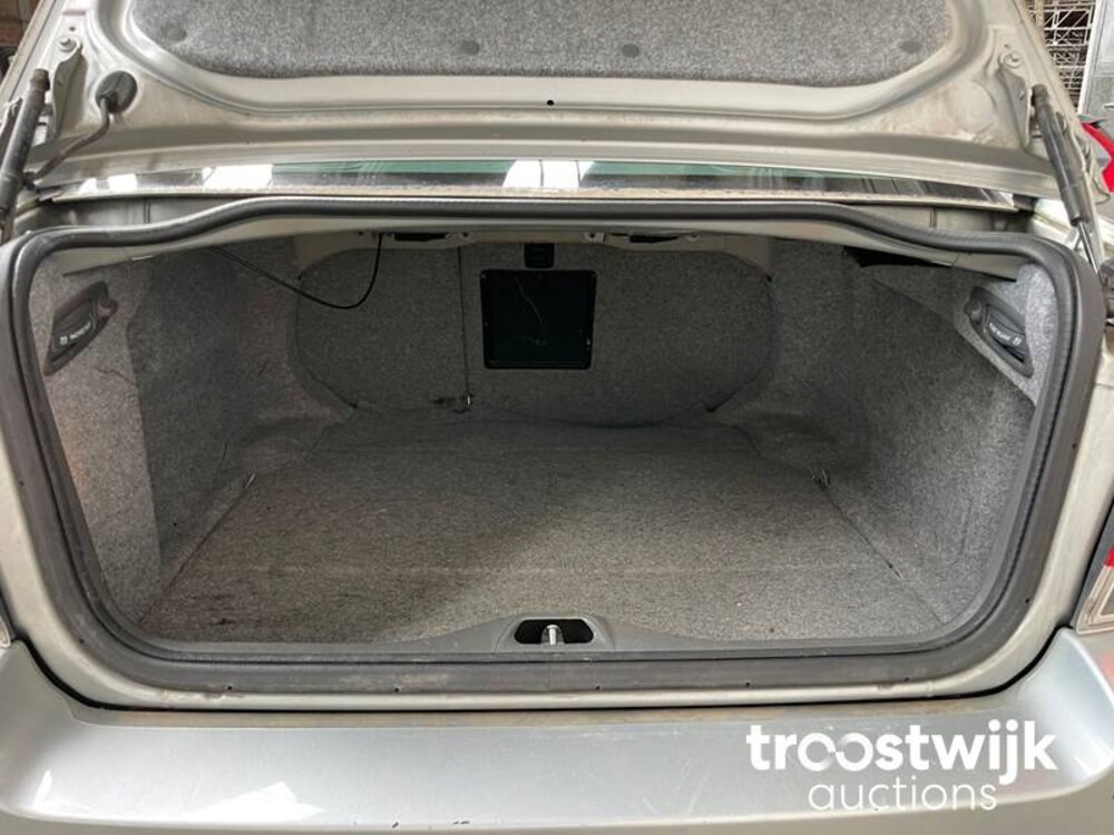 Volvo S60 2.4 Drivers Edition 140pk 2009 -Orig. NL-, 20-KGB-1