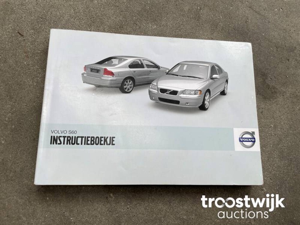 Volvo S60 2.4 Drivers Edition 140pk 2009 -Orig. NL-, 20-KGB-1