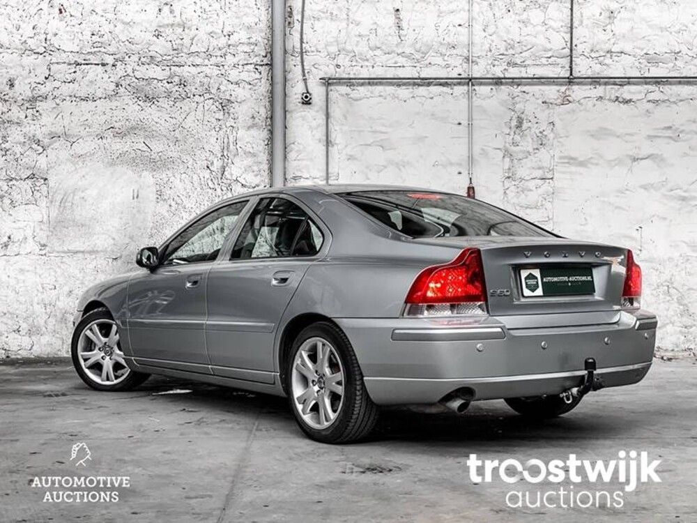 Volvo S60 2.4 Drivers Edition 140pk 2009 -Orig. NL-, 20-KGB-1