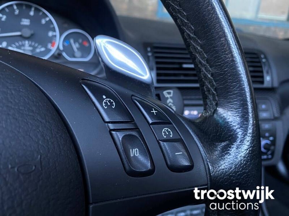 BMW 330Ci Executive E46 300pk 2003, G-943-KT