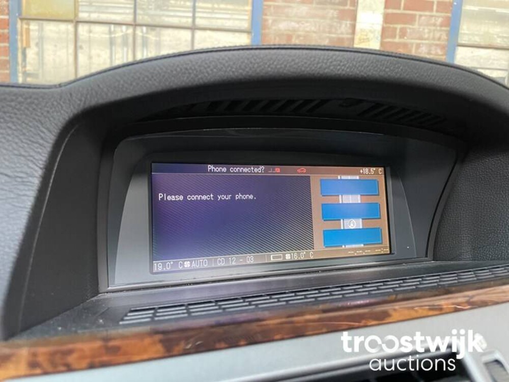 BMW 760Li E65 6.0 V12 445pk 2004 7-Serie