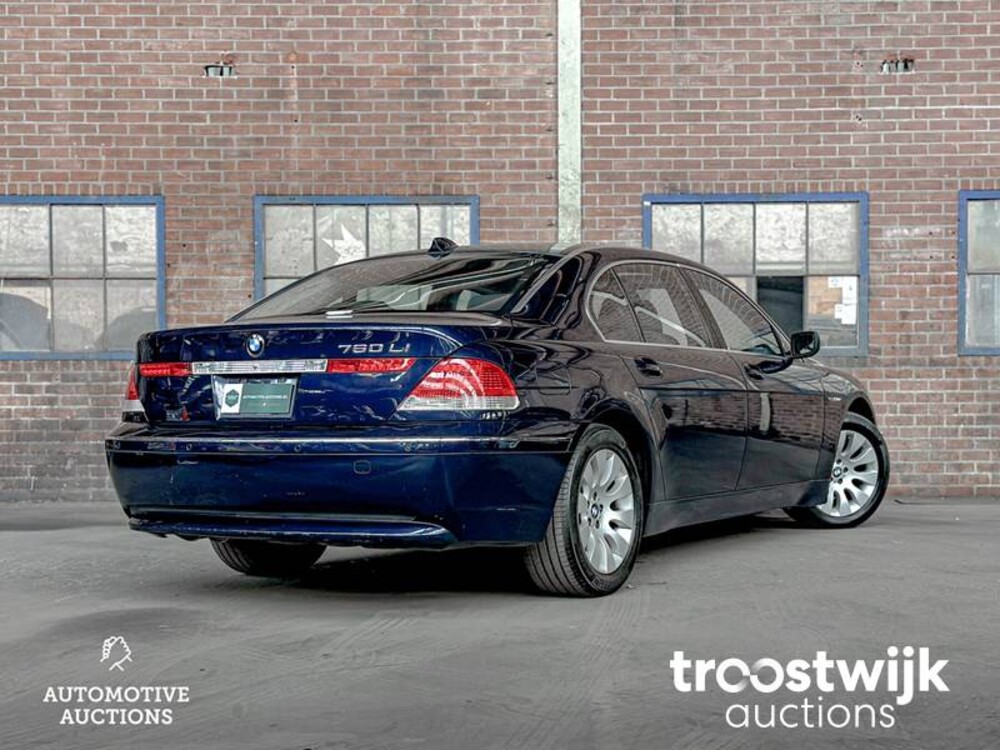 BMW 760Li E65 6.0 V12 445pk 2004 7-Serie