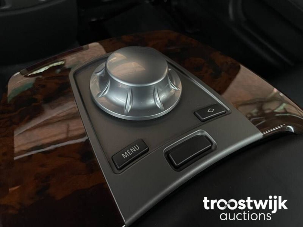 BMW 760Li E65 6.0 V12 445pk 2004 7-Serie
