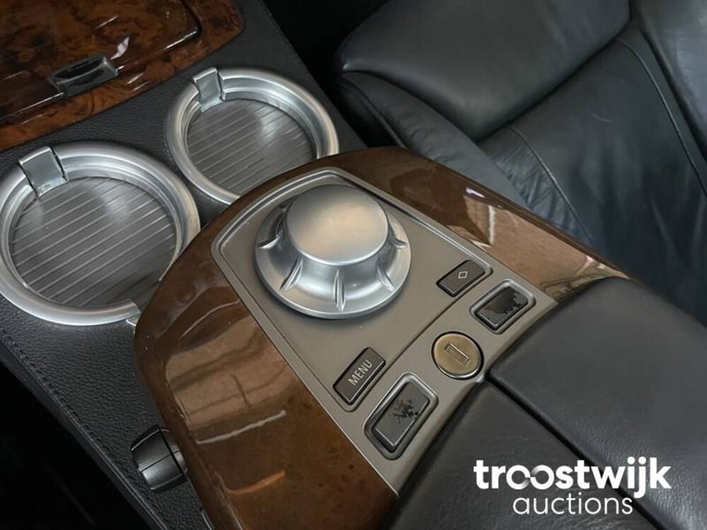 BMW 760Li E65 6.0 V12 445pk 2004 7-Serie