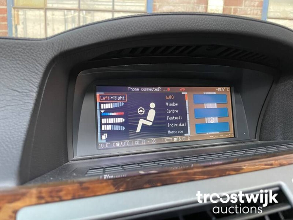 BMW 760Li E65 6.0 V12 445pk 2004 7-Serie