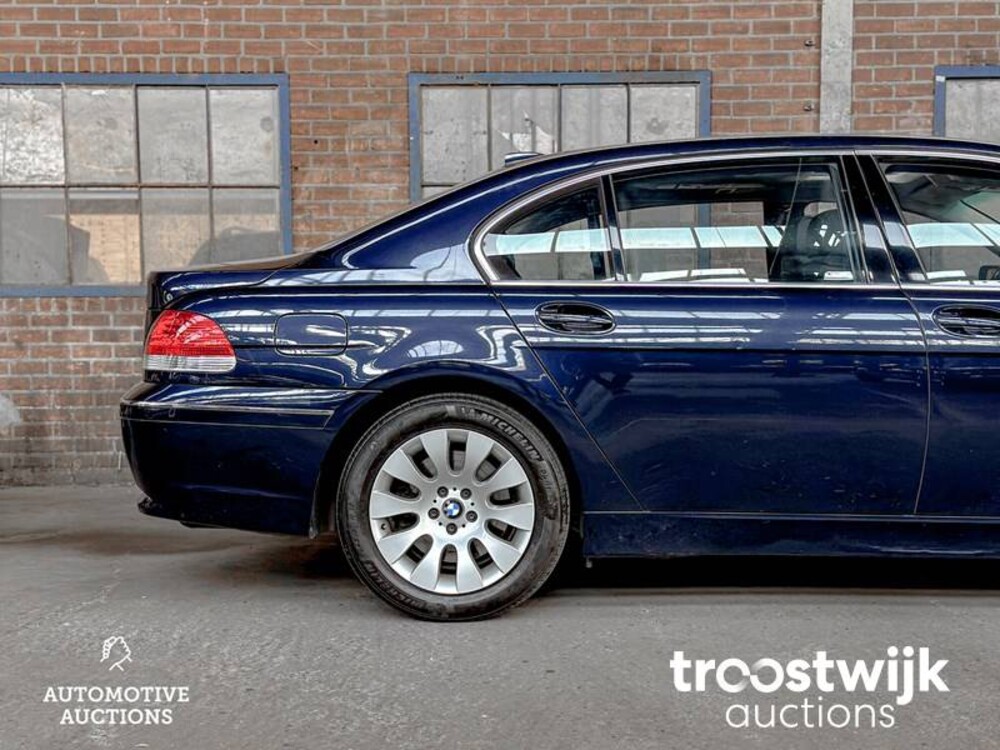 BMW 760Li E65 6.0 V12 445pk 2004 7-Serie