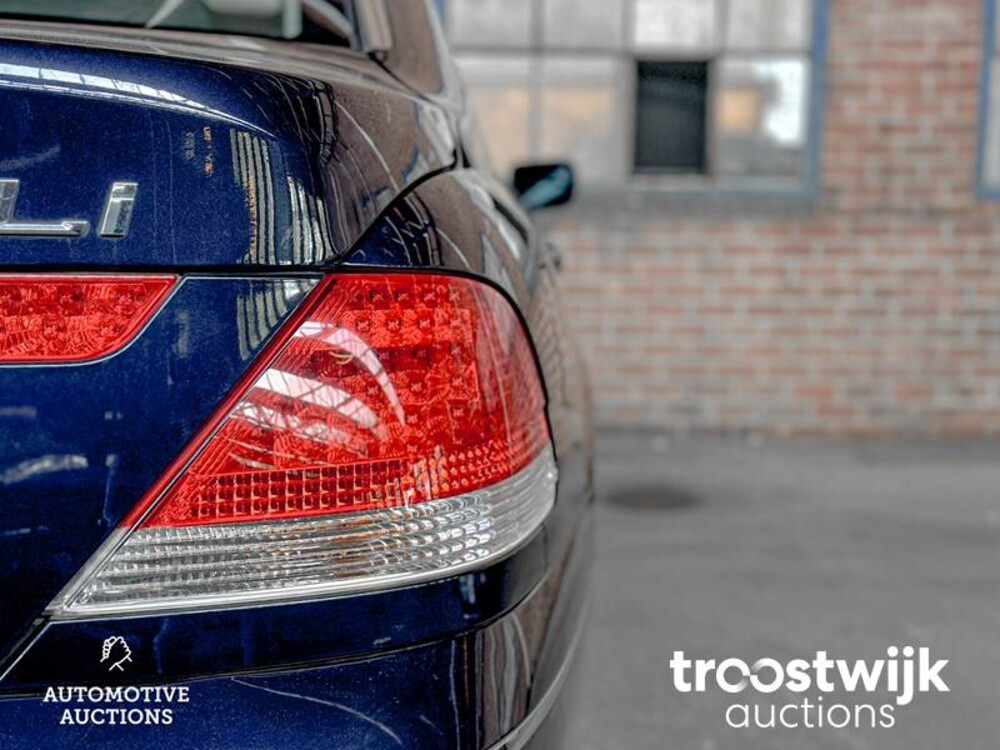 BMW 760Li E65 6.0 V12 445pk 2004 7-Serie