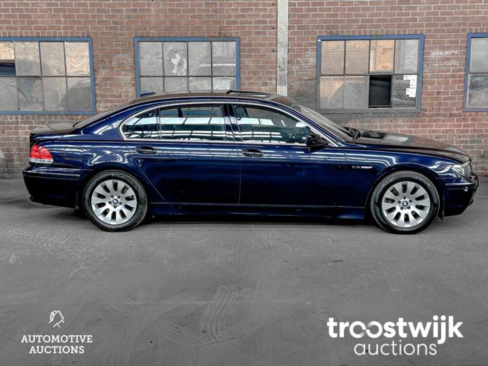 BMW 760Li E65 6.0 V12 445pk 2004 7-Serie