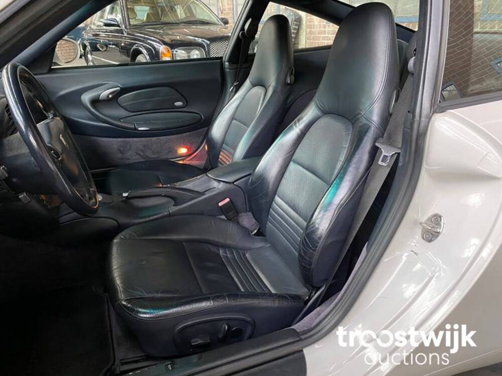 Porsche 911 996 Carrera 4 3.6 320pk 2002 -Youngtimer-