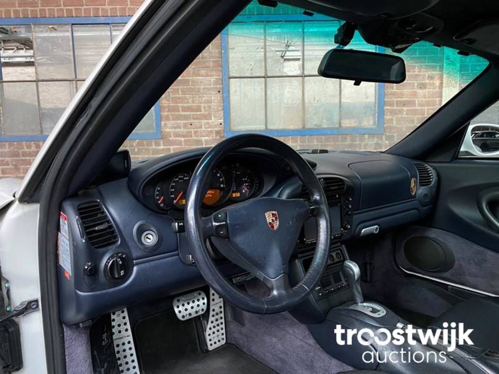 Porsche 911 996 Carrera 4 3.6 320pk 2002 -Youngtimer-