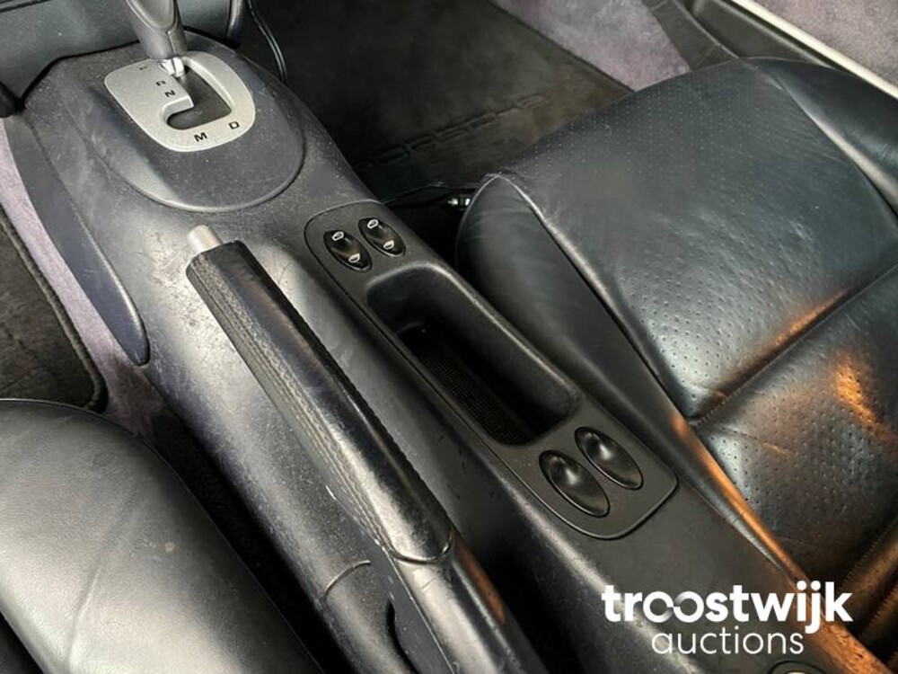 Porsche 911 996 Carrera 4 3.6 320pk 2002 -Youngtimer-