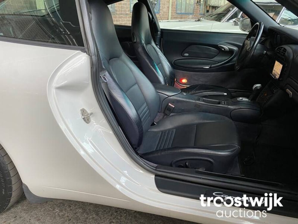 Porsche 911 996 Carrera 4 3.6 320pk 2002 -Youngtimer-