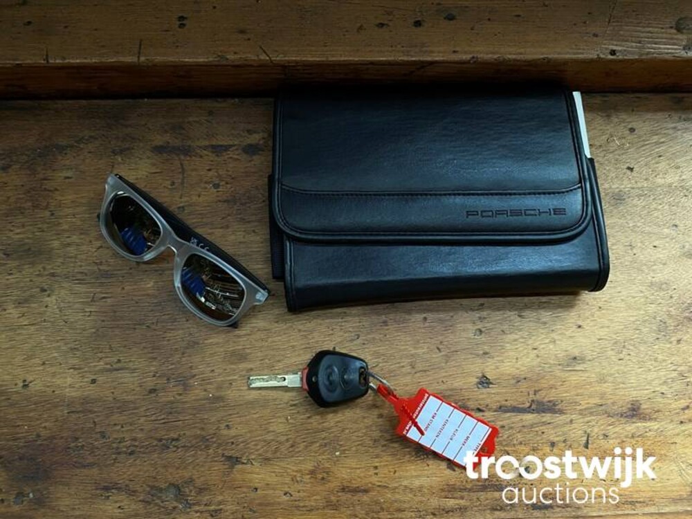 Porsche 911 996 Carrera 4 3.6 320pk 2002 -Youngtimer-