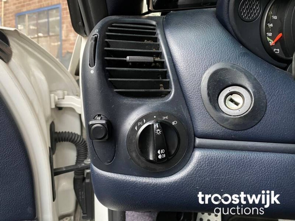 Porsche 911 996 Carrera 4 3.6 320pk 2002 -Youngtimer-