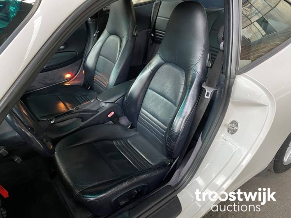 Porsche 911 996 Carrera 4 3.6 320pk 2002 -Youngtimer-