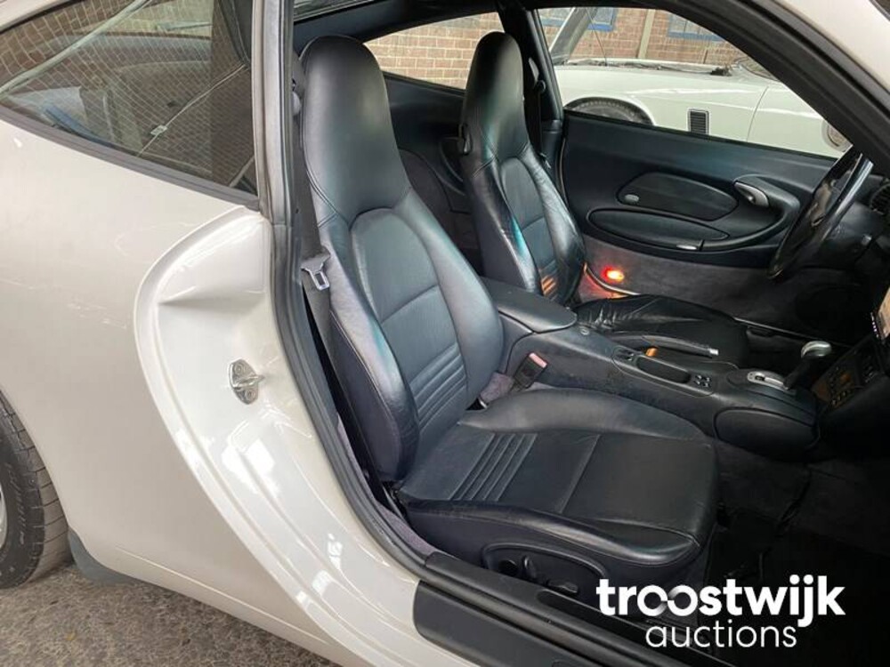 Porsche 911 996 Carrera 4 3.6 320pk 2002 -Youngtimer-