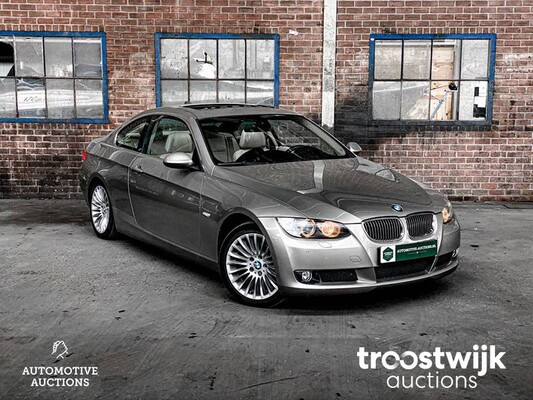 BMW 320i Coupe 163hp 3-Series 2007