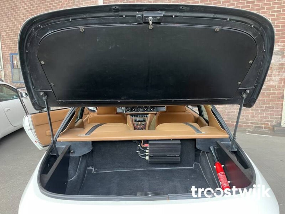 Jensen Interceptor III 7.2 330pk 1974, 54-YD-23