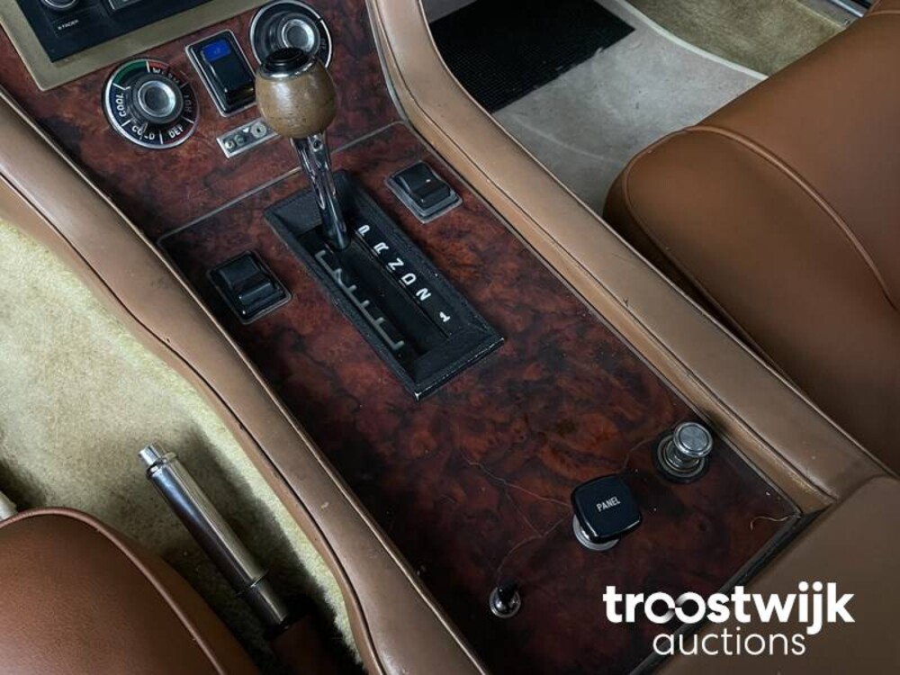 Jensen Interceptor III 7.2 330pk 1974, 54-YD-23