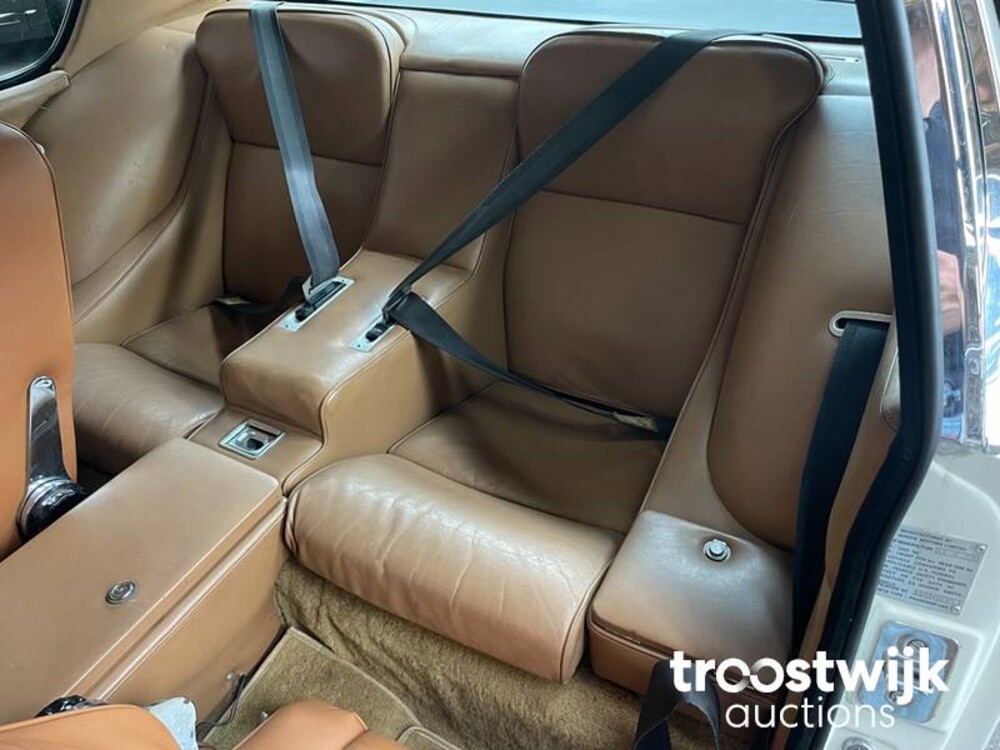 Jensen Interceptor III 7.2 330pk 1974, 54-YD-23