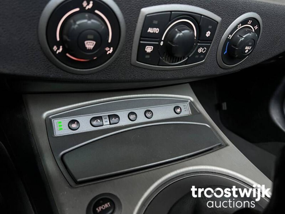 BMW Z4 Roadster 3.0i 231pk SMG 2004, T-904-HH -Youngtimer-