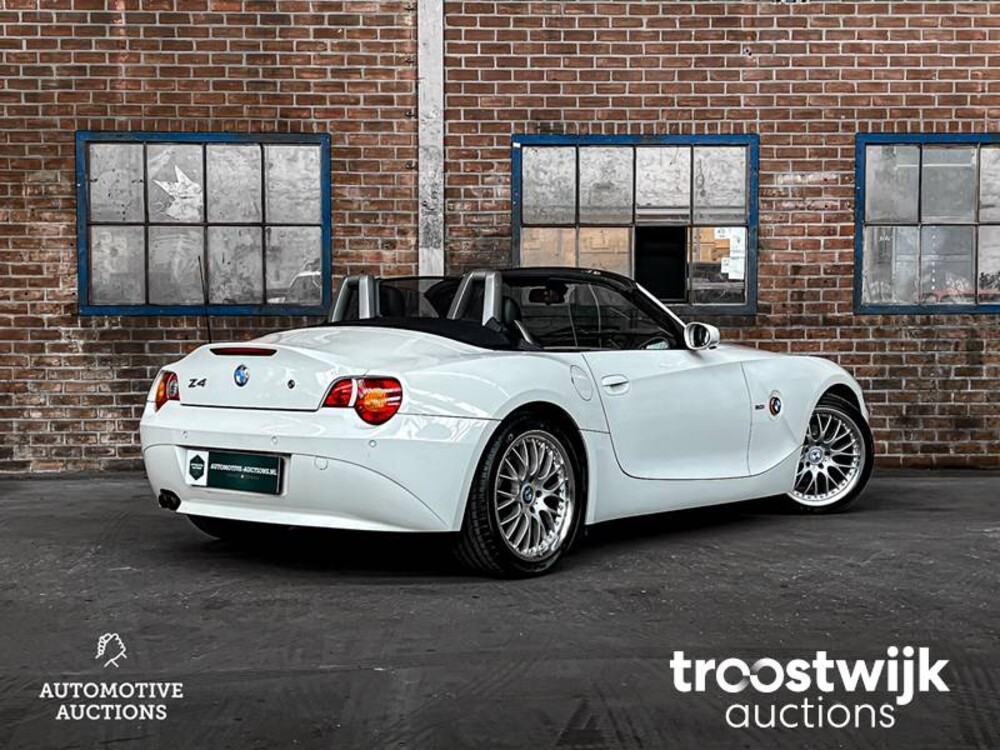 BMW Z4 Roadster 3.0i 231pk SMG 2004, T-904-HH -Youngtimer-
