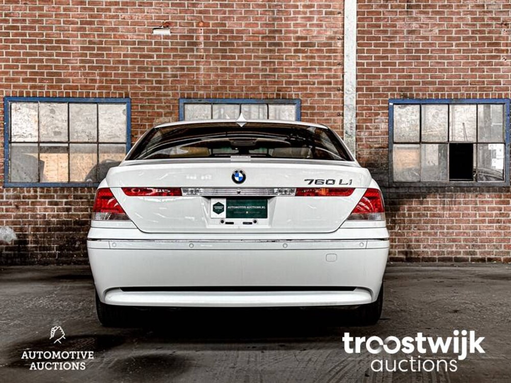 BMW 760Li E65 6.0 V12 445pk 2004