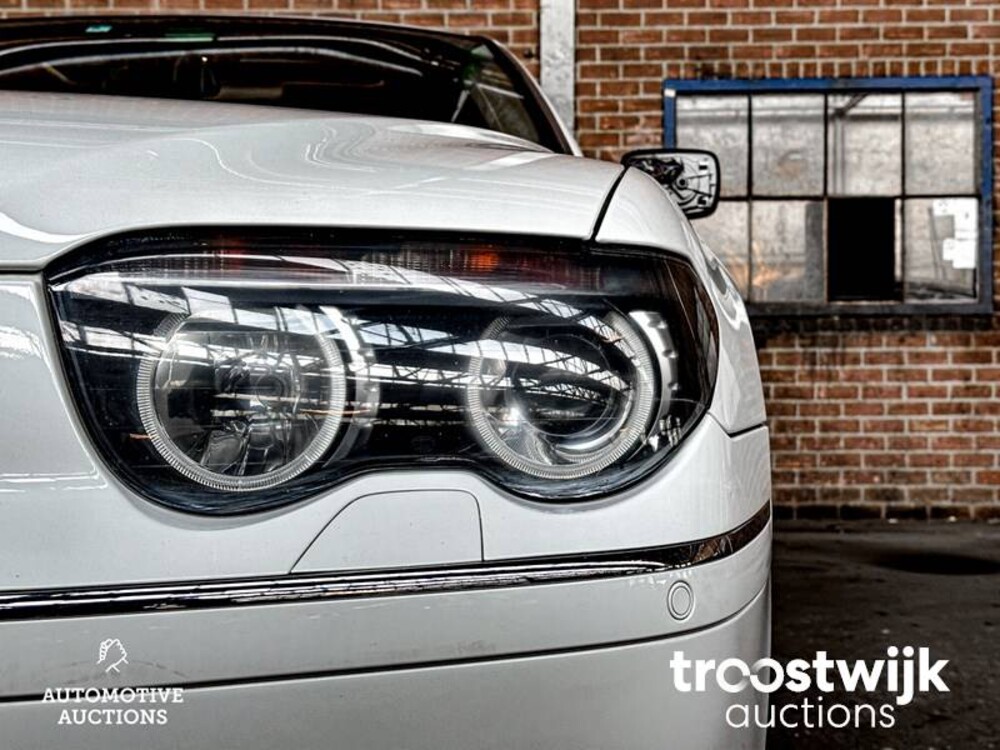 BMW 760Li E65 6.0 V12 445pk 2004
