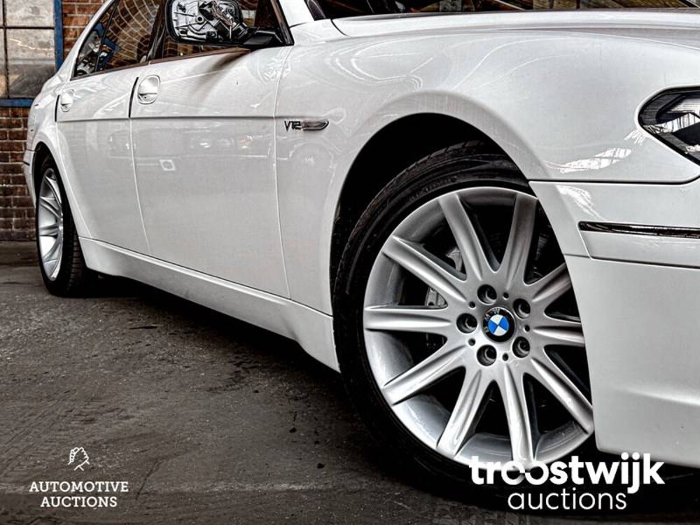 BMW 760Li E65 6.0 V12 445pk 2004