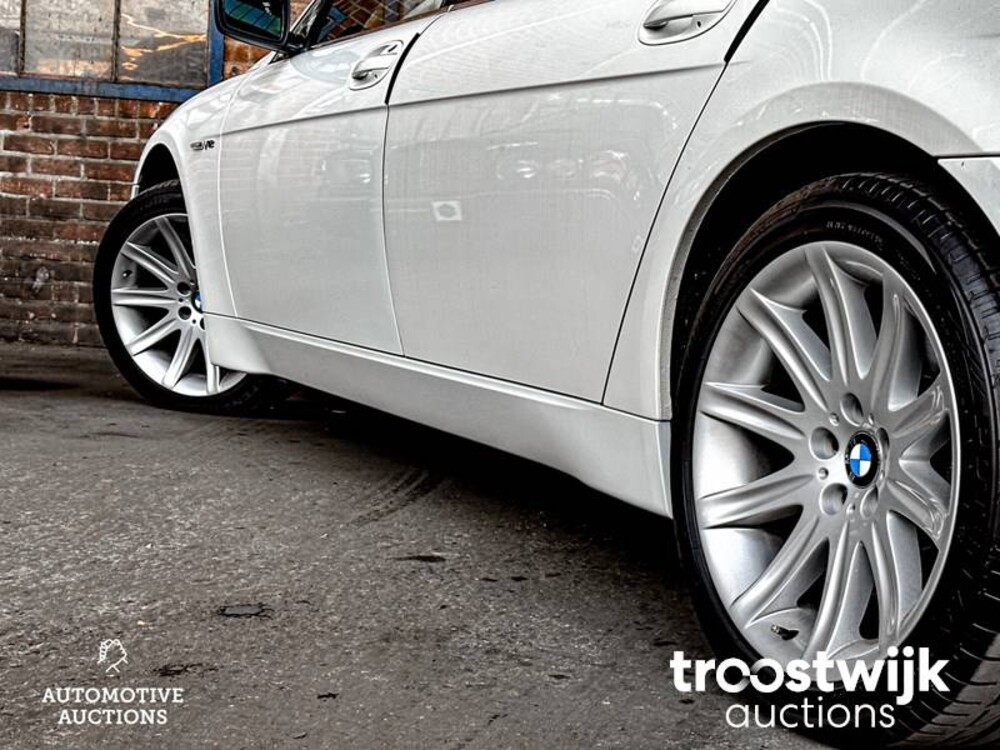 BMW 760Li E65 6.0 V12 445pk 2004